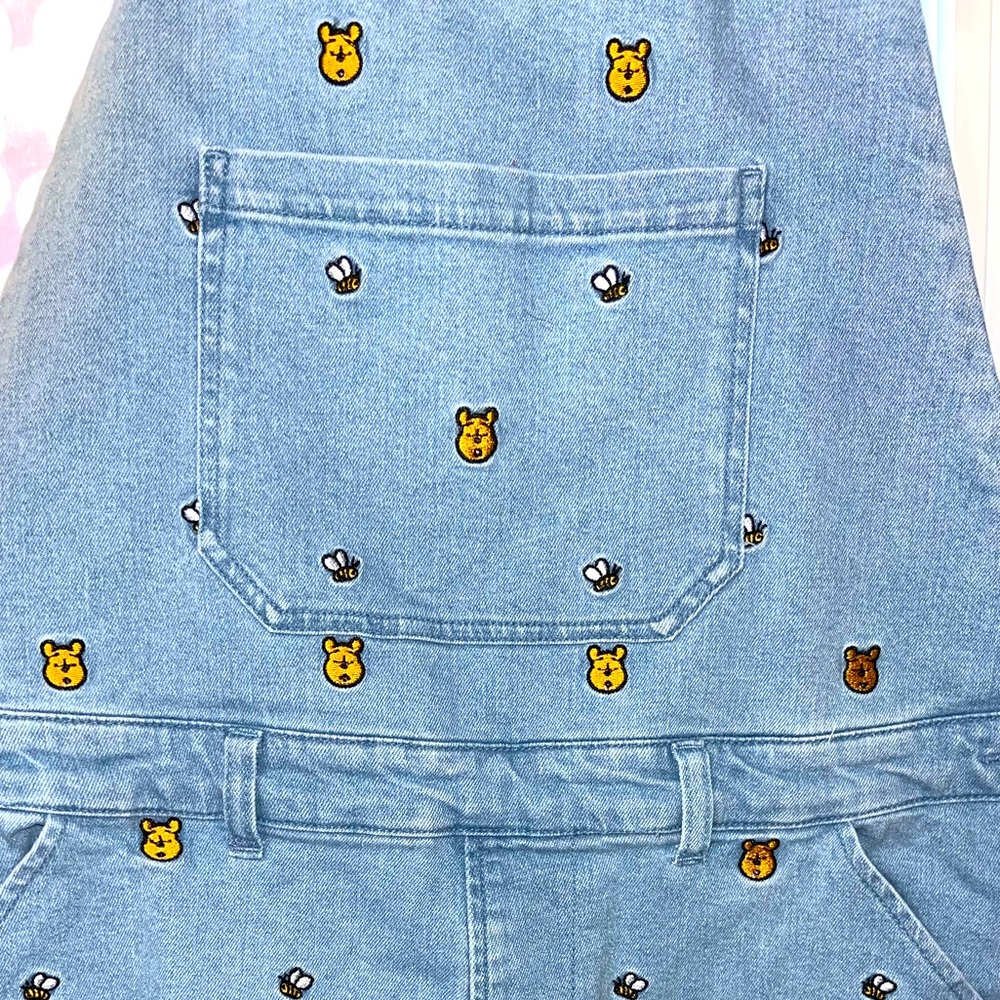 Cakeworthy Winnie the Pooh shortalls. Size 2X (runs small). NWT. Never worn.